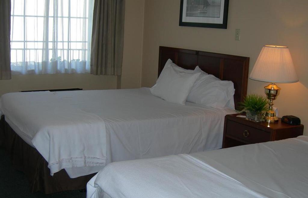 Country & By Radisson, Falls, On 3* Niagara