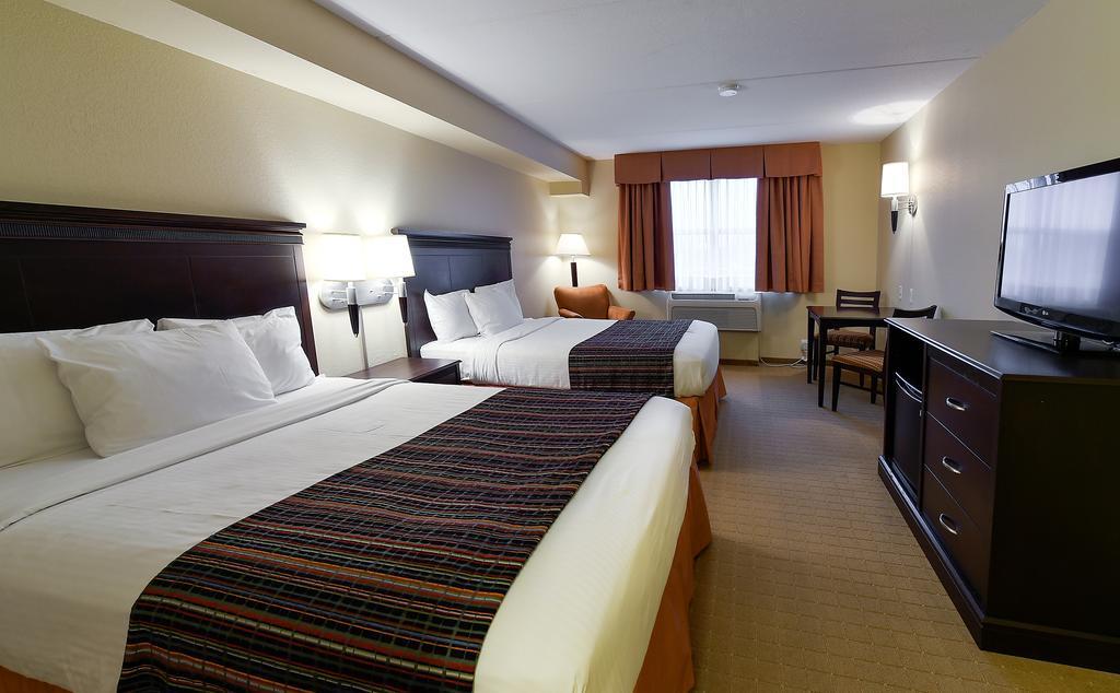 Country & By Radisson, Falls, On Niagara