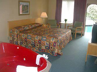 Hotel Country & By Radisson, Falls, On Niagara Falls